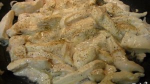 Тушеная куриная грудка в кефире