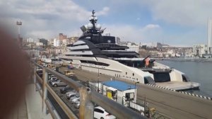 Огромная яхта Nord российского олигарха - во Владивостоке