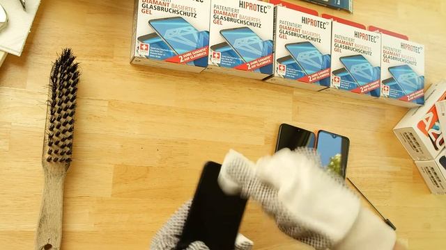 Алмазный гель Гипротек. Опыты. Часть 06 - Смартфоны, железная щетка и молоток