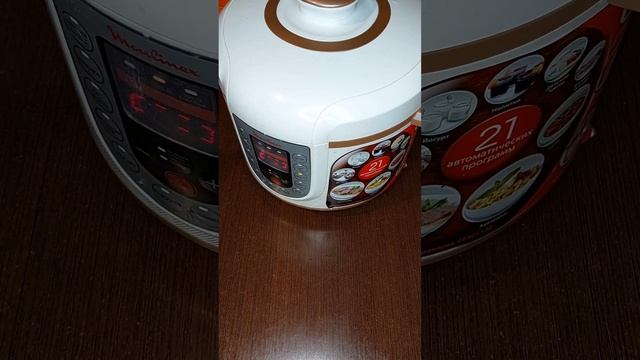 Как варить сгущёнку в банке в скороварке!/ How to cook condensed milk in a jar in a pressure cooker смотреть онлайн