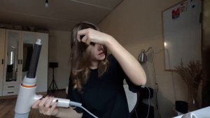 Распаковка новогоднего подарка. Отличие стайлера Bork от Dyson.