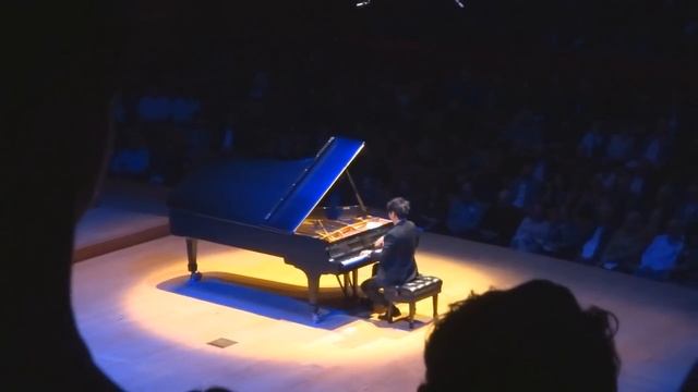 Lang Lang revives and energizes classical music..mp4