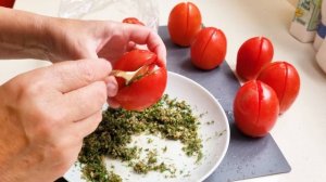 Боже, как вкусно! Я всегда буду так готовить! Просто надрежьте помидоры! Самые Вкусные Помидоры!