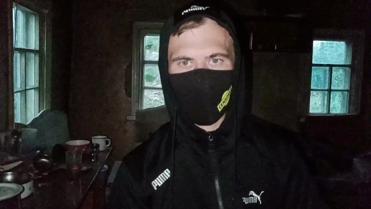 ПОЛТЕРГЕЙСТ И ОРБЫ В ЗАБРОШЕННОМ ДОМЕ / НОЧЬ В ЗАБРОШЕННОМ ДОМЕ / УСТАНОВИЛ КАМЕРЫ _ ABANDONED HOUSE смотреть онлайн