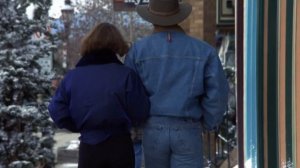 смотри какая задница наверное спортсмен