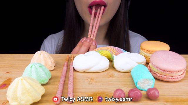 ASMR RAINBOW FOOD *ICE CREAM, MERINGUE, MARSHMALLOW 아이스크림, 유니콘 쿠키, 마쉬멜로우 먹방 EATING SOUNDS смотреть онлайн
