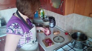 Я к вам сегодня с окрошкой на воде с уксусом.А может нам печь русскую поставить на кухне??