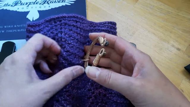 How to Use a Penannular Style Pin смотреть онлайн