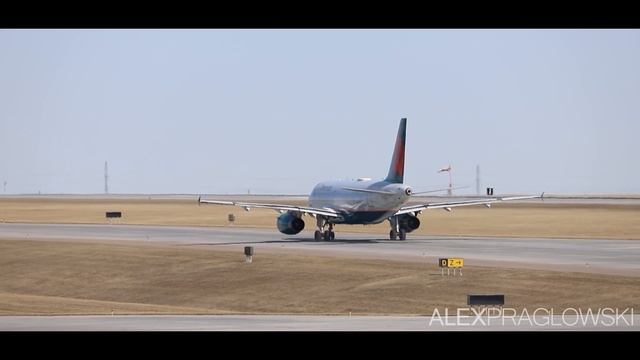 AMERICA WEST HERITAGE LIVERY! American Airlines A319 Takeoff from Calgary Airport смотреть онлайн