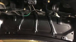 Пружина крышки багажника автомобиля Chevrolet Cruze (седан)