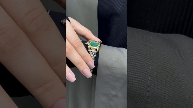 женский набор☑️качество Люкс #shots #shortvideo #шотс #часы #браслет #подарок #подароклюбимой смотреть онлайн