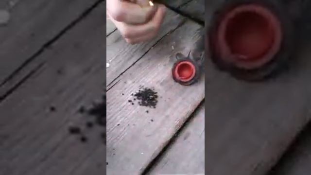 Что будет если поджечь 30 мини шариков из пороха! смотреть онлайн