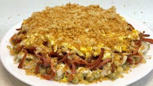 Салат Гнездо. Сытный и вкусный салат с колбасой.mp4