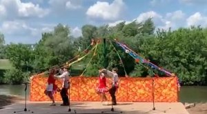 Белорусский народный танец «Лявониха»  исп. хореографический ансамбль «Ровесник»