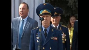 Памятник в честь выпускников летного училища г.Армавира