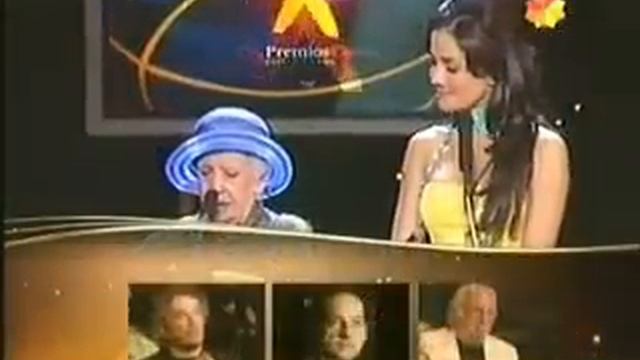 Наталия Орейро и Факундо Арана на премии clarin смотреть онлайн