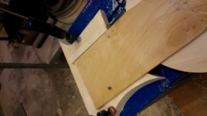 Очень красивый детский столик , и стульчик  , из обычной доски ! Сделай сам  своими руками !