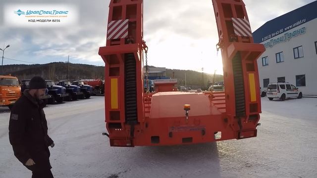 Урал 4320 тащит трал 60 тонн