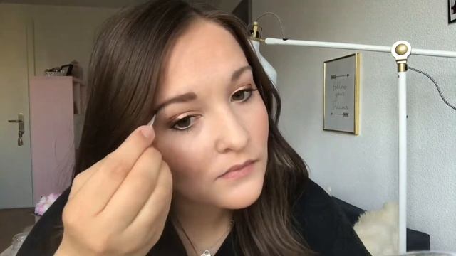 Tested: Low Budget Brow Kit from Essence смотреть онлайн