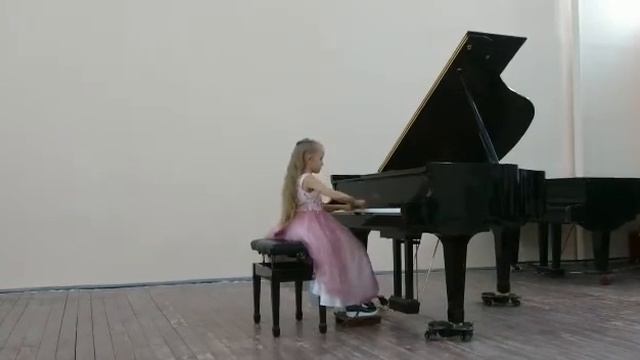 К.Акимов "Кукла спит" смотреть онлайн