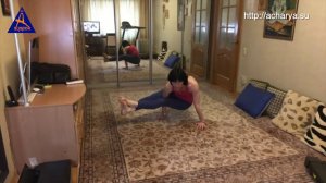 Аштавакрасана с усложениями