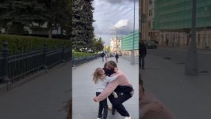 Айза показала трогательное видео с экс-супругом Дмитрием Анохиным и детьми
