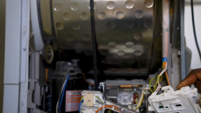 Electrolux AEG Zanussi Dryer E50 Error Fix смотреть онлайн