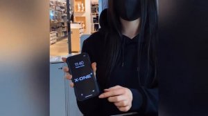 НУЖНА ЛИ ПЛЕНКА НА ТЕЛЕФОН_ _ КРАШ-ТЕСТ _ ЗАБИЛА ГВОЗДЬ АЙФОН _ ДЕВУШКА _ УДАРИЛА ТЕЛЕФОНОМ _ X-ONE
