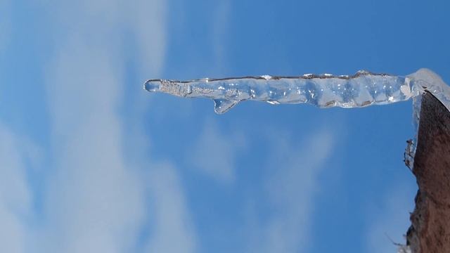 Март. Сосулька смотреть онлайн