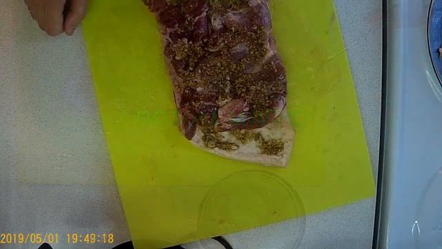 ветчина из свиной рульки  вкуснятина ..