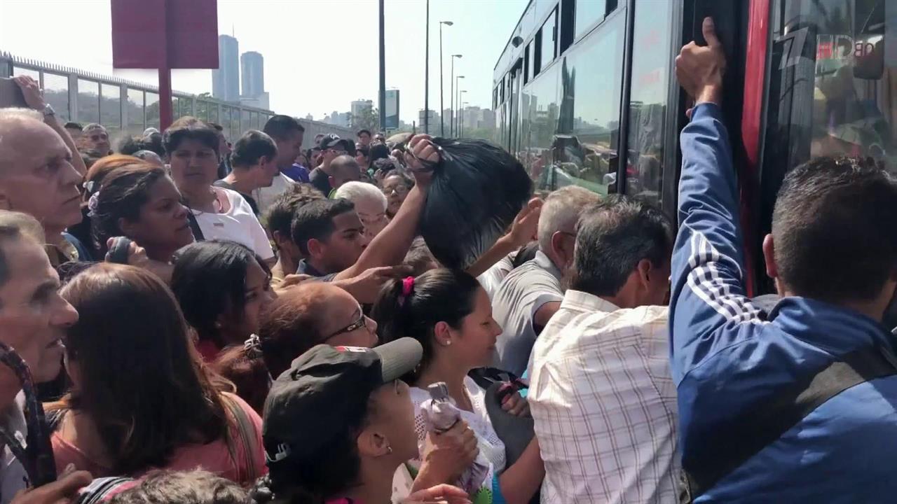 Новая атака на энергосистему Венесуэлы оставила без света полстраны
