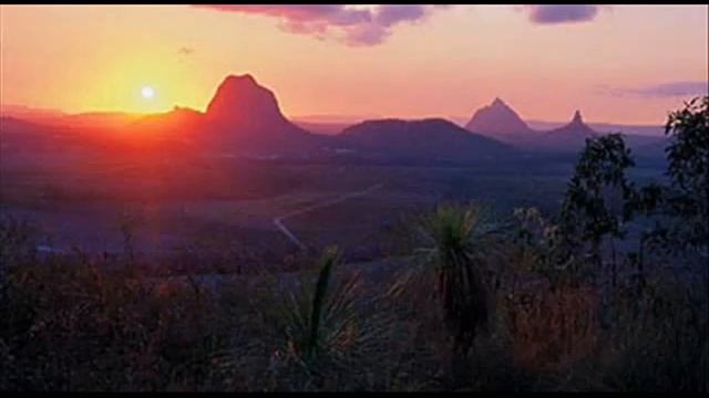 The glass house mountains смотреть онлайн