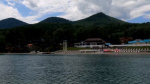 Искусственное теплое озеро  Бирюзовая Катунь  Горный Алтай июль 2022г