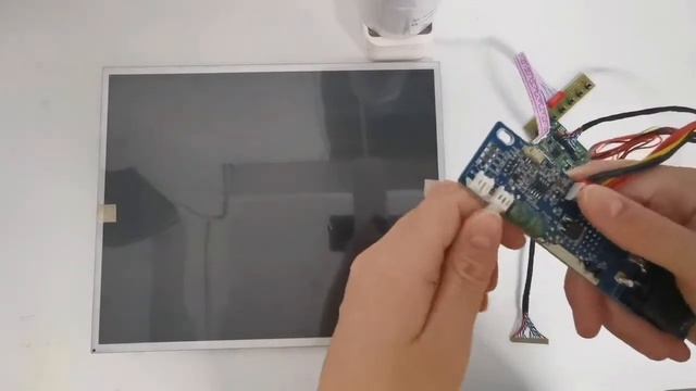 19inch 1000nit Out Door LCD Screen 1280x1024 High Brightness LCD With DVI VGA LCD Controller Board смотреть онлайн