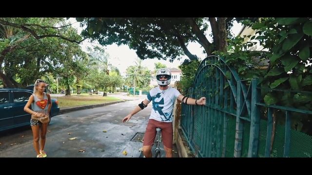 VLOG: Крутые трюки для новичков. Дикий моноцикл. Экстрим и лайф влог смотреть онлайн