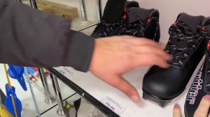 НА ЛЫЖАХ В ШКОЛЕ. ВЫБРАСЫВАЕМ ЕЛКУ. ВЛОГ БРОС ШОУ