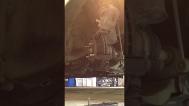 Замена передних тормозных колодок на киа рио 3 смотреть онлайн