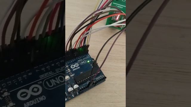 Traffic Signal Management System Using Arduino | 4-way Traffic Signal 🚦 | Proteus Project