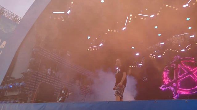 НАИВ НА НАШЕСТВИИ 2018. МАМА-АНАРХИЯ. смотреть онлайн