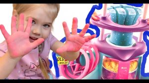 Кинетический песок для детей Часть 1 Открываем новую фабрику - игра разноцветным песком Красим Режем