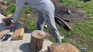 Видеообзор на топор с огнивом и ножом|Відеоогляд на сокиру з кресалом та ножем