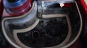Как почистить пылесос Bosch? / How to clean the Bosch Vacuum Cleaner?