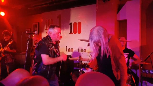 Johnny Moped, Hard lovin man, 8/6/2019 смотреть онлайн