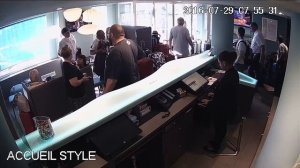 Video of theft from Hotel ibis Styles Lyon Confluence foyer