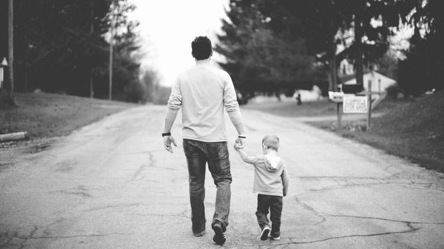 Мужики бегают от алиментов. Отцовство - ответственность, молитва, пример .. Протоиерей Андрей Ткаче смотреть онлайн