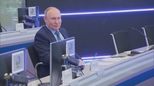 Владимир Путин посетил Координационный центр Правительства РФ в апреле 2021 года