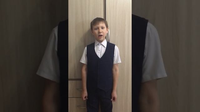 Юдин Максим. Стихи из поэтического сборника смотреть онлайн