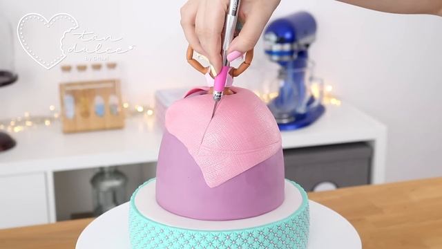 LOL Surprise - OMG Doll Cake - Candylicious - Tan Dulce смотреть онлайн