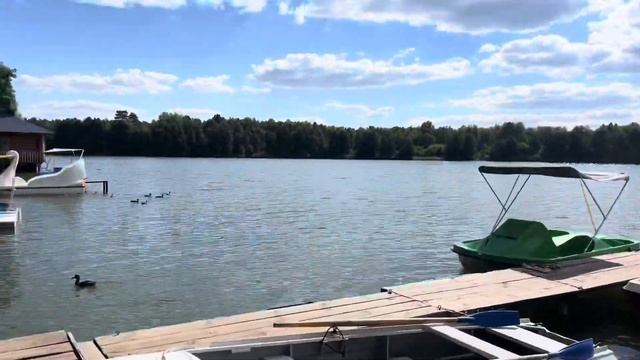 Красивое озеро под Казанью, катаемся на лодке, гуляем по Монастырю! Едим Питашку и пьём святую воду