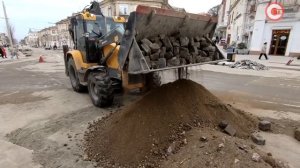 На Большой Морской начали восстанавливать историческое покрытие